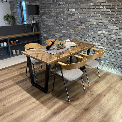 DINING TABLE / imondi Oak Herringbone